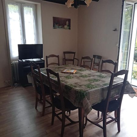 Maison Au Bord De La Riviere Dronne En Perigord Vert Saint-Front-la-Rivière Exteriör bild